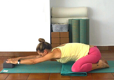 Yoga to Relieve Lower Back Tension (30 min)